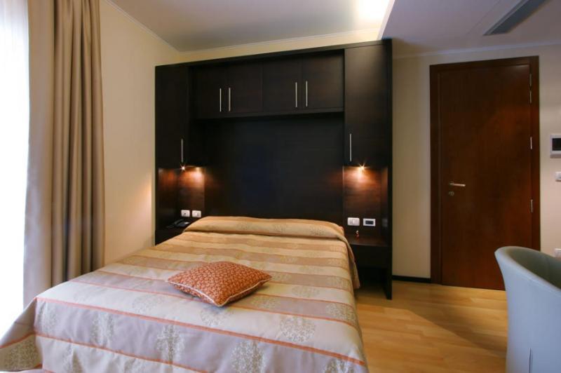 Hotel Centro Benessere Gardel Arta Terme Room photo